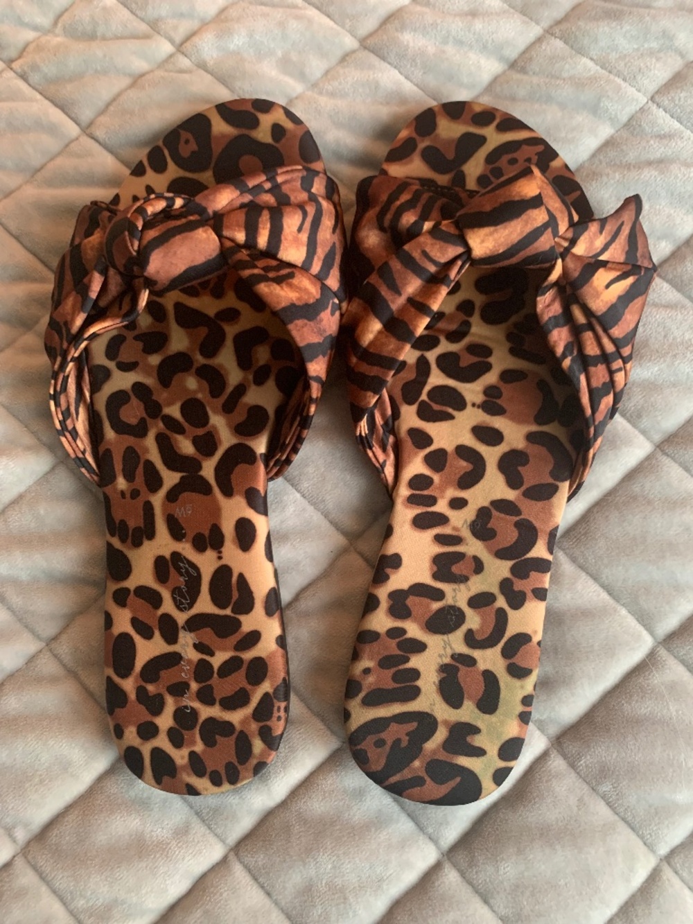 Size 6W Slip On Leopard Sandals